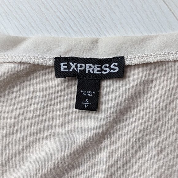 Express cream top with sequin decorations - Picture 9 of 9